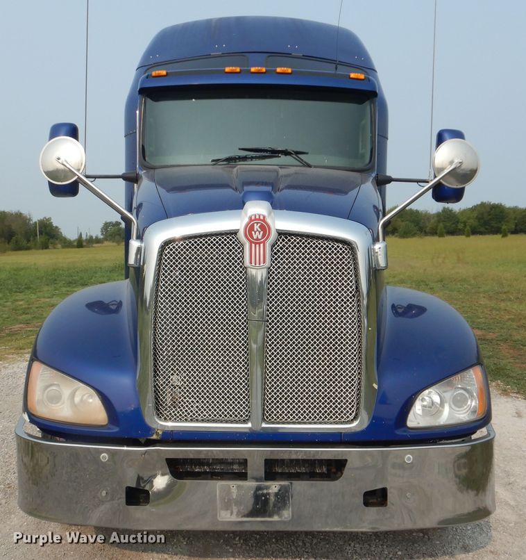 image for item GM9178 2012 Kenworth T660  semi truck