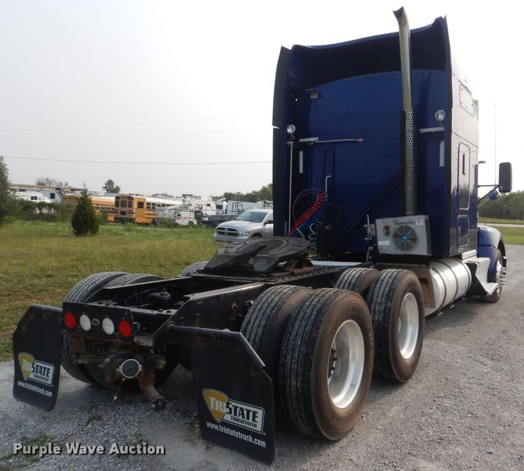 image for item GM9178 2012 Kenworth T660  semi truck