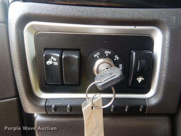 image for item GM9178 2012 Kenworth T660  semi truck