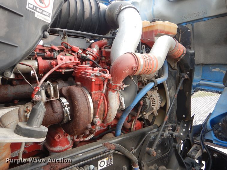 image for item GM9178 2012 Kenworth T660  semi truck