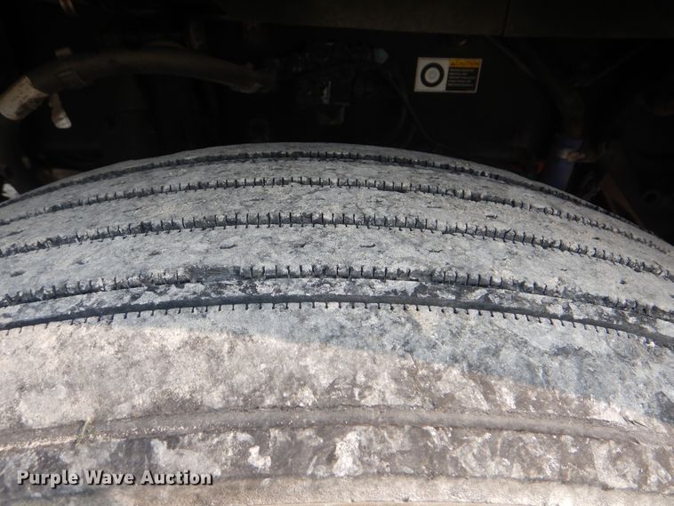 image for item GM9178 2012 Kenworth T660  semi truck