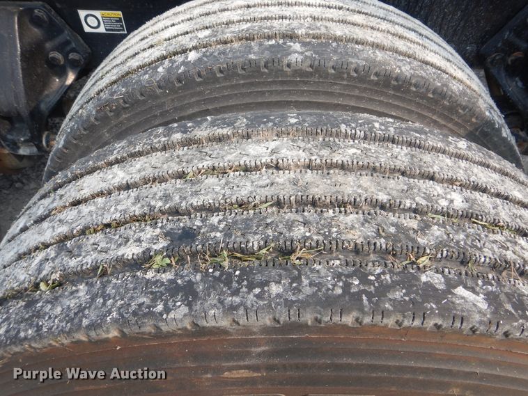 image for item GM9178 2012 Kenworth T660  semi truck