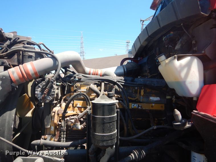 image for item GR9731 2003 Kenworth T800  truck cab and chassis