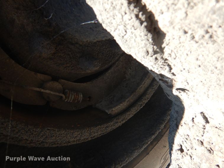 image for item GR9731 2003 Kenworth T800  truck cab and chassis