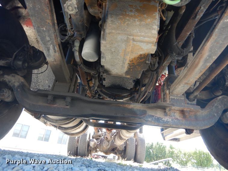 image for item GR9731 2003 Kenworth T800  truck cab and chassis