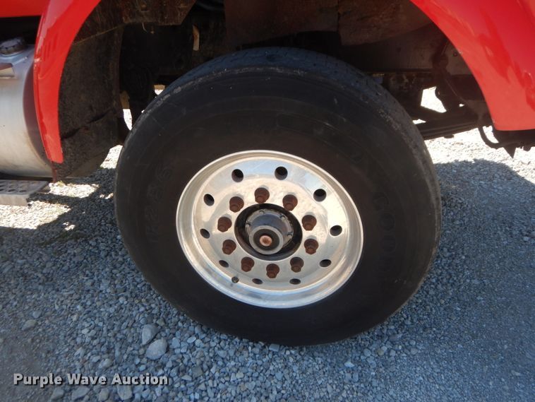 image for item GR9731 2003 Kenworth T800  truck cab and chassis