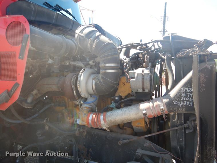 image for item GR9732 2003 Kenworth T800  truck cab and chassis