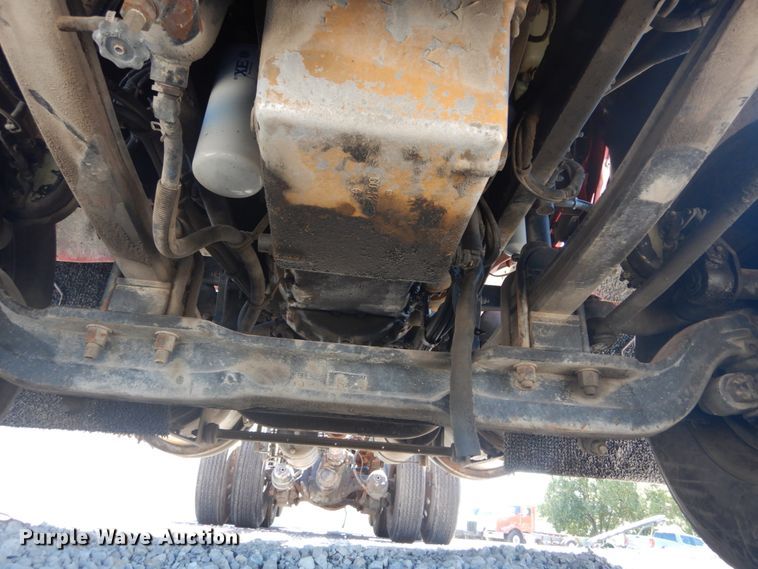 image for item GR9732 2003 Kenworth T800  truck cab and chassis