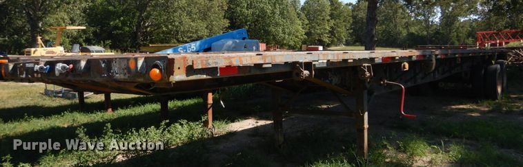 image for item GR9777 1984 Transcraft flatbed trailer