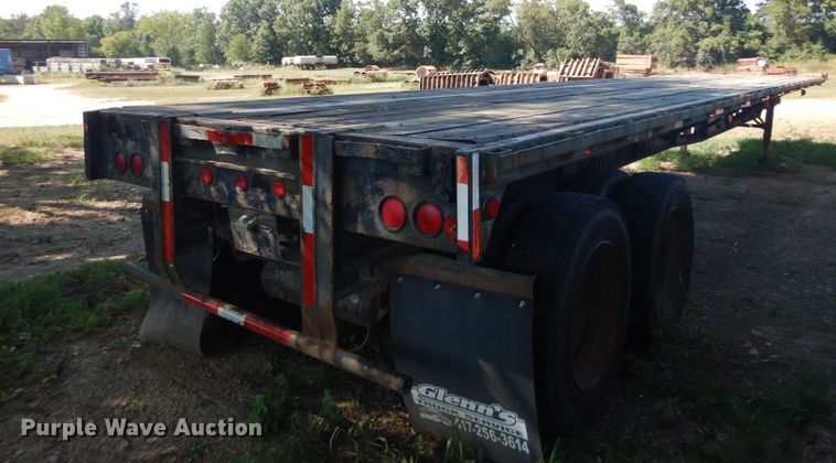 image for item GR9777 1984 Transcraft flatbed trailer