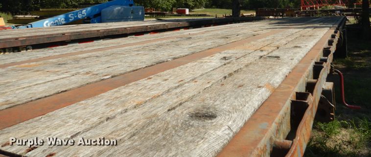 image for item GR9777 1984 Transcraft flatbed trailer