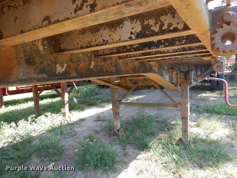 image for item GR9777 1984 Transcraft flatbed trailer