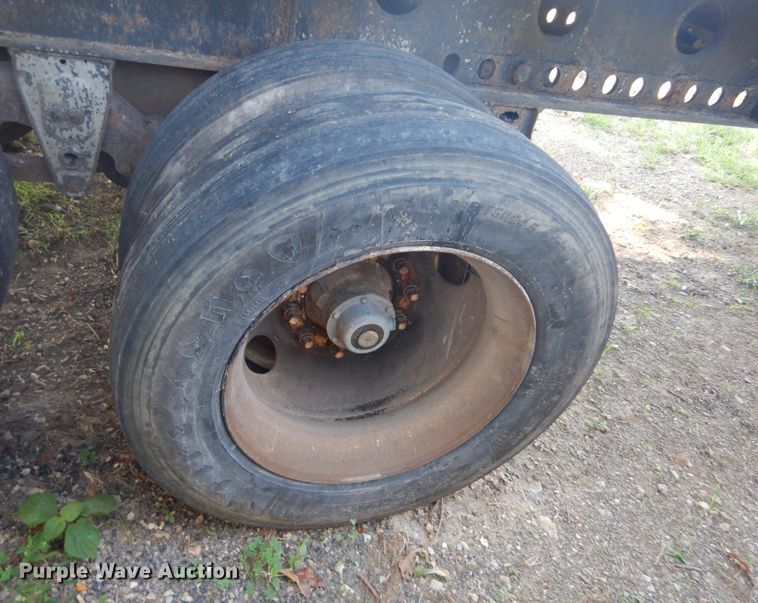 image for item GR9777 1984 Transcraft flatbed trailer