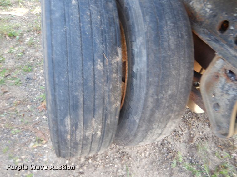 image for item GR9777 1984 Transcraft flatbed trailer