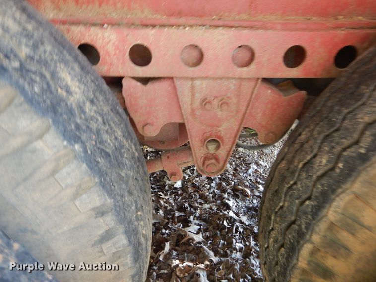 image for item GR9779 1974 Nabors flatbed trailer