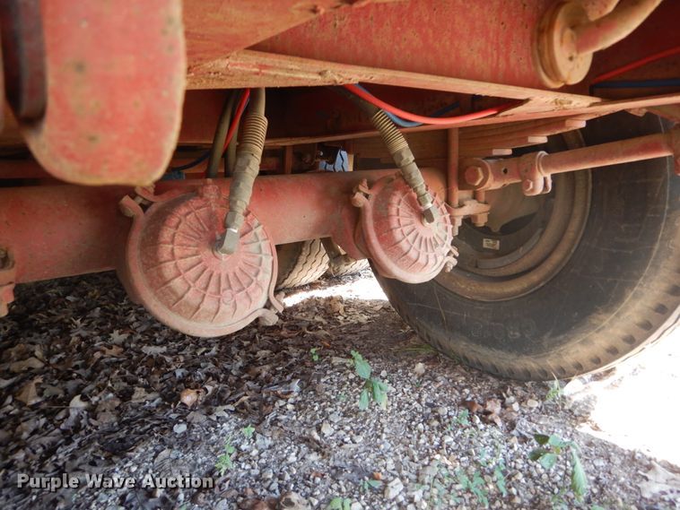 image for item GR9779 1974 Nabors flatbed trailer