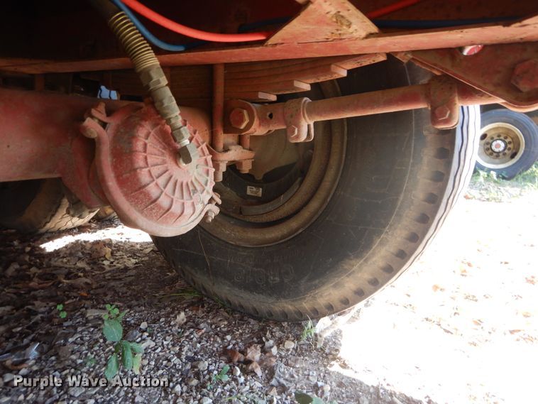 image for item GR9779 1974 Nabors flatbed trailer