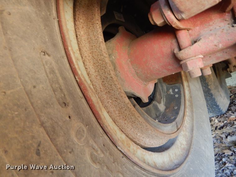 image for item GR9779 1974 Nabors flatbed trailer