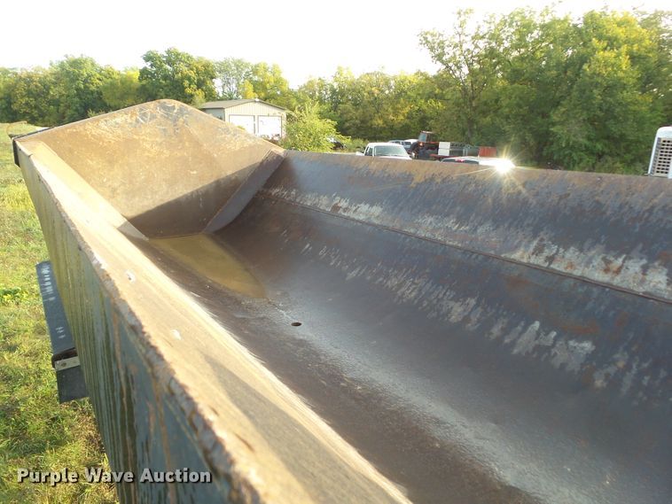 image for item HF9573 2000 Trail King TK60SSD-392 side dump trailer