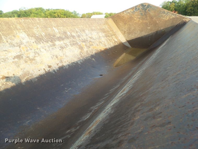 image for item HF9573 2000 Trail King TK60SSD-392 side dump trailer