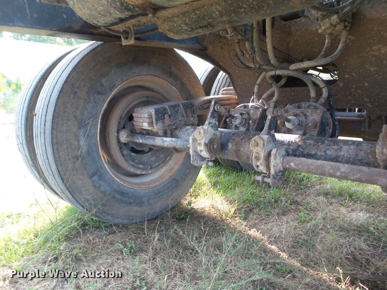 image for item HF9573 2000 Trail King TK60SSD-392 side dump trailer