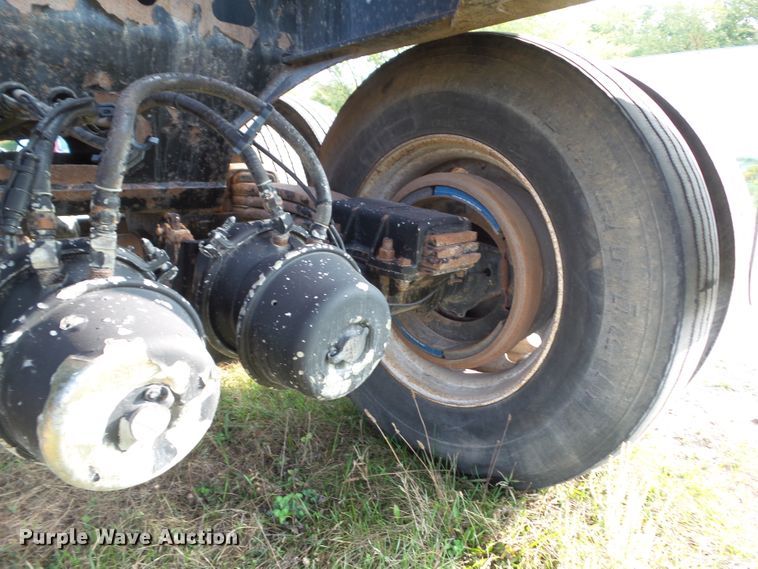 image for item HF9573 2000 Trail King TK60SSD-392 side dump trailer