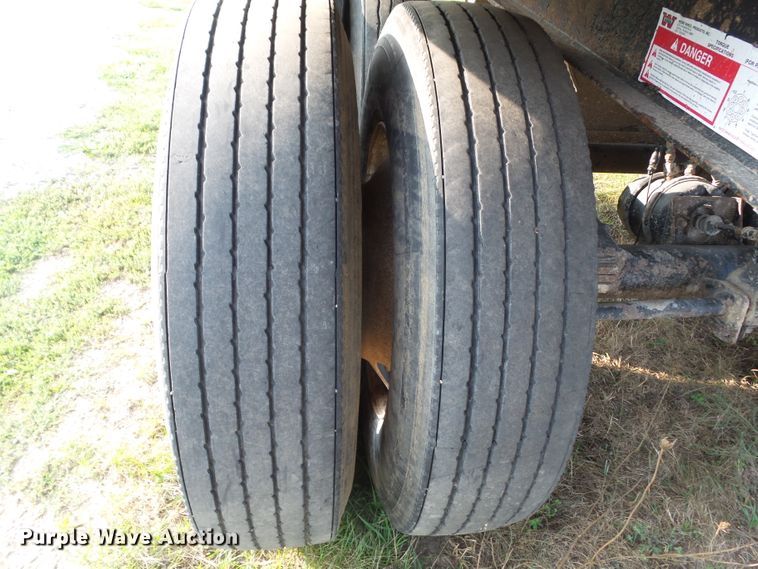 image for item HF9573 2000 Trail King TK60SSD-392 side dump trailer