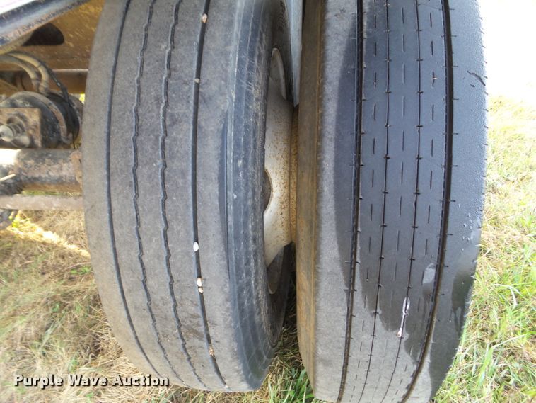 image for item HF9573 2000 Trail King TK60SSD-392 side dump trailer