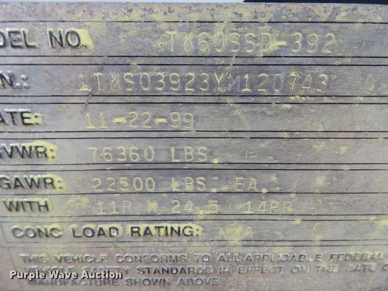 image for item HF9573 2000 Trail King TK60SSD-392 side dump trailer