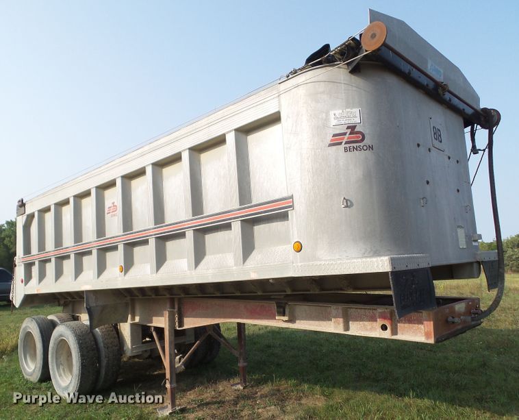 image for item HF9574 1996 Benson end dump trailer