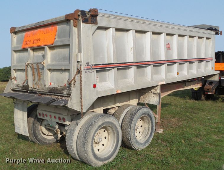 image for item HF9574 1996 Benson end dump trailer