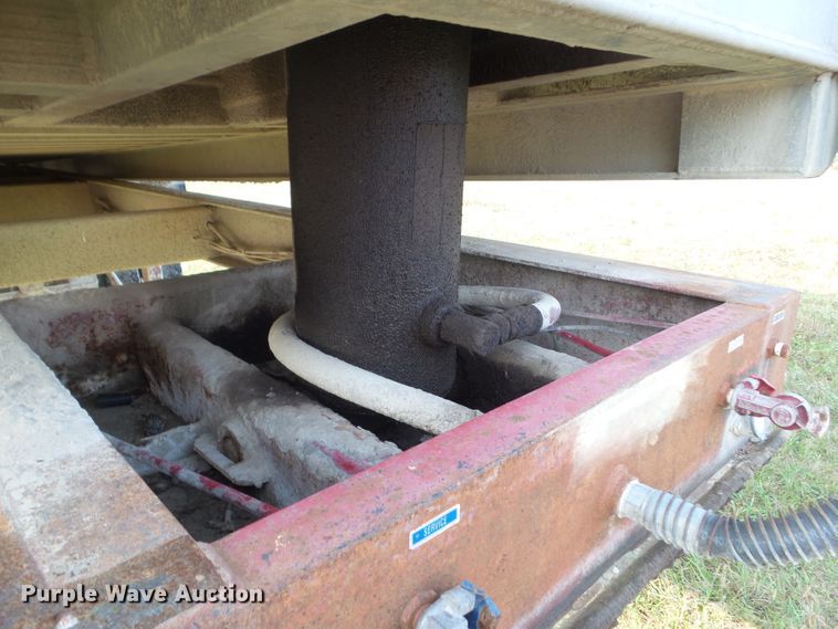 image for item HF9574 1996 Benson end dump trailer