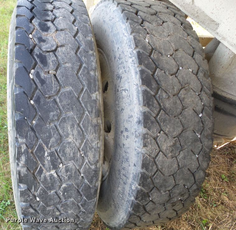 image for item HF9574 1996 Benson end dump trailer