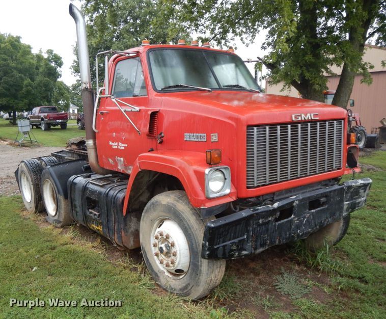 image for item HJ9642 1983 GMC Brigadier  semi truck