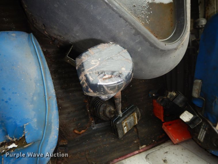 image for item HJ9642 1983 GMC Brigadier  semi truck