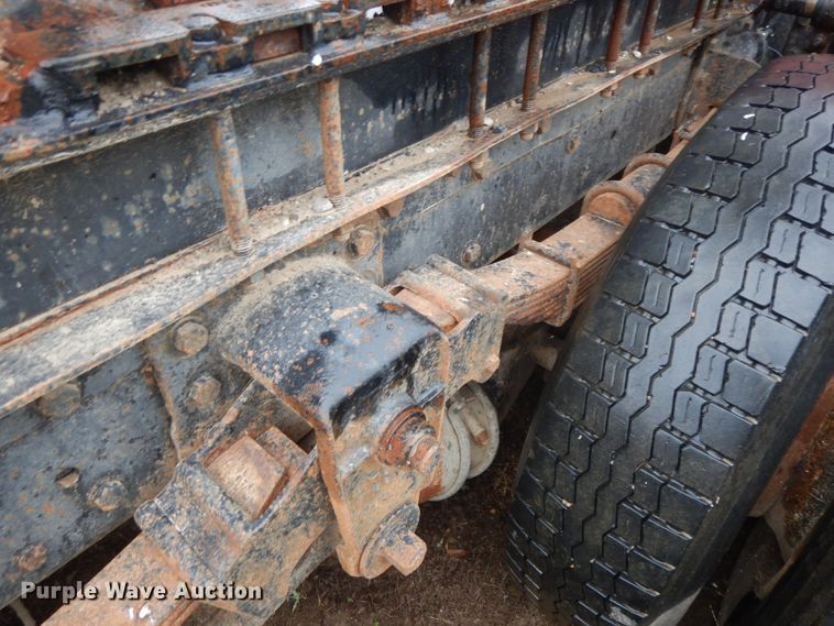 image for item HJ9642 1983 GMC Brigadier  semi truck