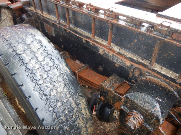 image for item HJ9642 1983 GMC Brigadier  semi truck