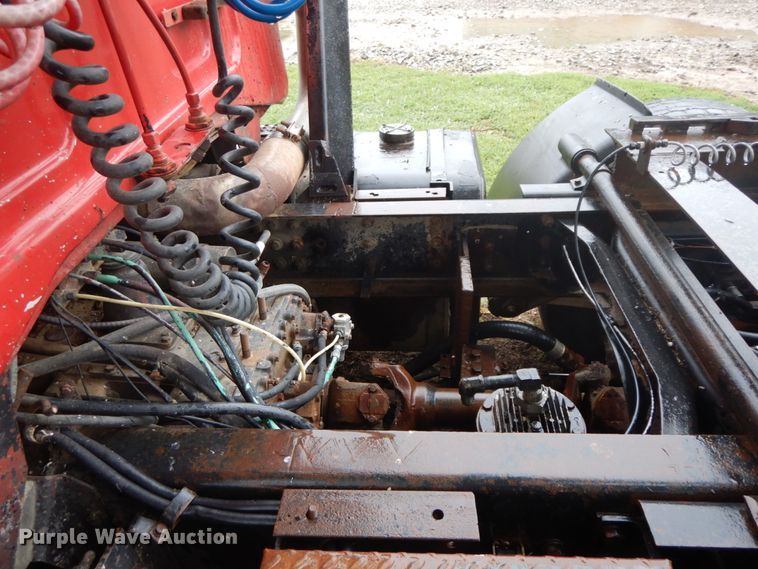 image for item HJ9642 1983 GMC Brigadier  semi truck