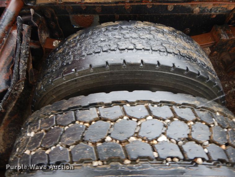 image for item HJ9642 1983 GMC Brigadier  semi truck