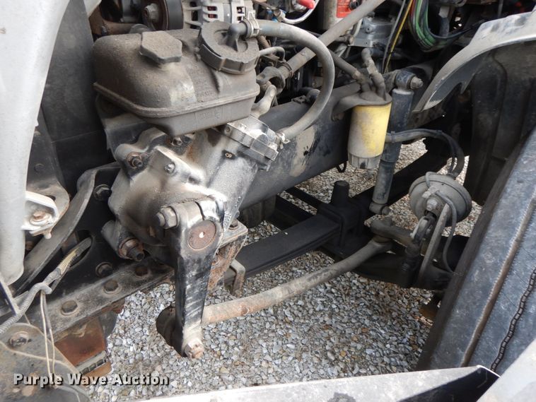 image for item HJ9663 2007 Freightliner Columbia  truck cab and chassis