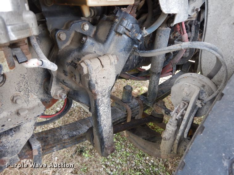 image for item HJ9667 2009 Freightliner Business Class M2  truck cab and chassis