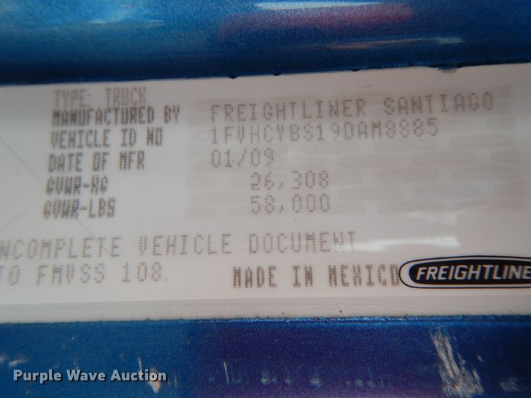 image for item HJ9667 2009 Freightliner Business Class M2  truck cab and chassis