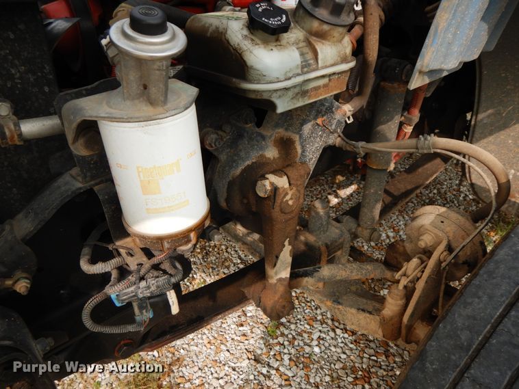 image for item HJ9668 2015 Freightliner M2  truck cab and chassis