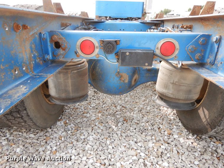 image for item HJ9669 1998 Freightliner FLD  truck cab and chassis