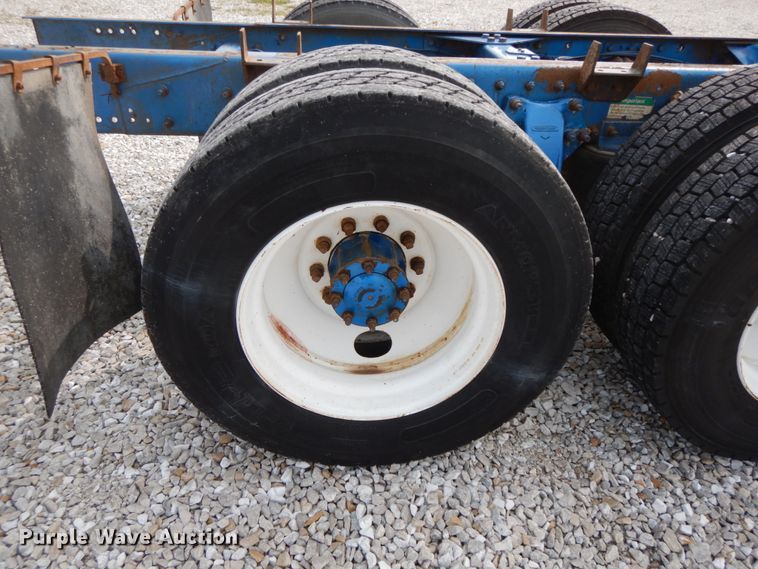 image for item HJ9669 1998 Freightliner FLD  truck cab and chassis