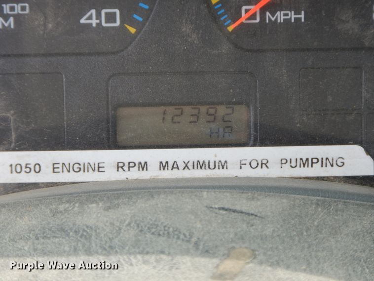 image for item HJ9671 2005 International 4300  truck cab and chassis