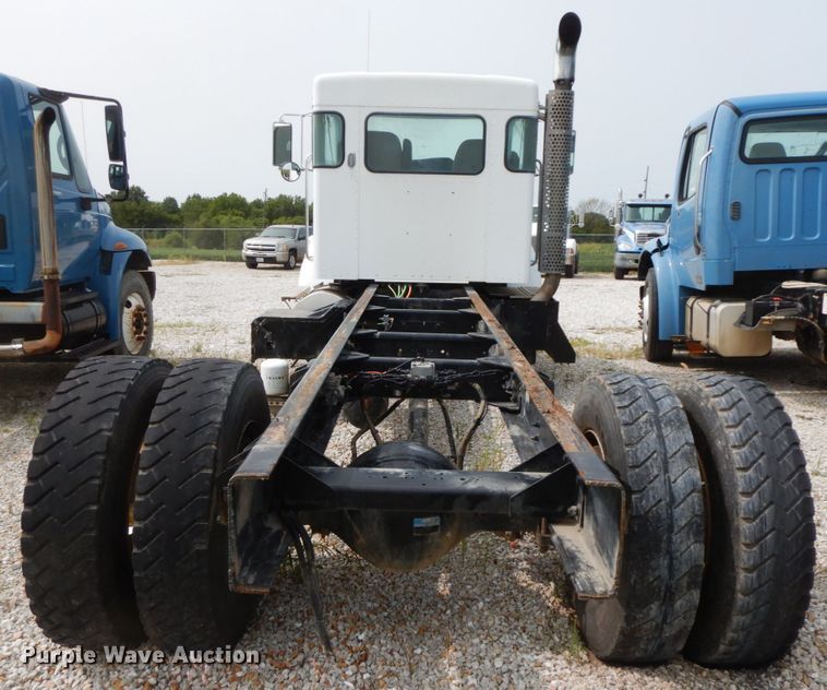 image for item HJ9673 2008 Kenworth T300  truck cab and chassis