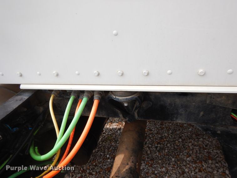 image for item HJ9673 2008 Kenworth T300  truck cab and chassis