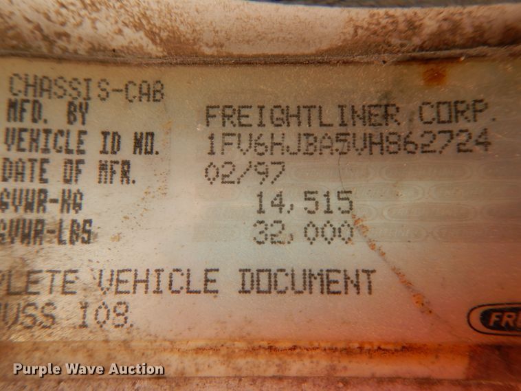 image for item HJ9676 1997 Freightliner FL70  truck cab and chassis