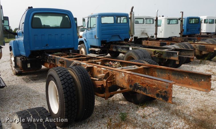 image for item HJ9678 2008 Chevrolet C8500  truck cab and chassis